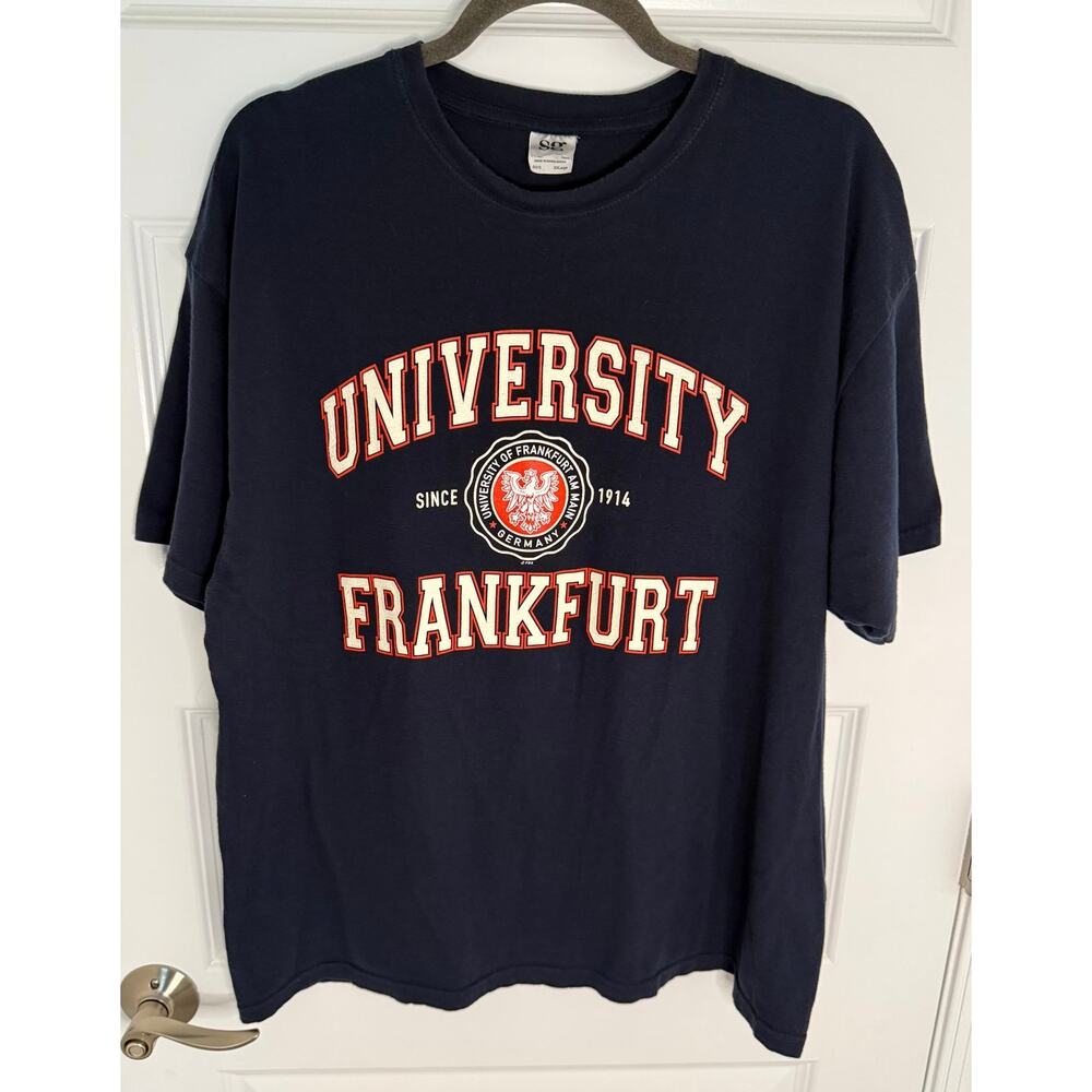 University of Frankfurt Germany Graphic T-Shirt Navy XXL Cotton Casual Tee
